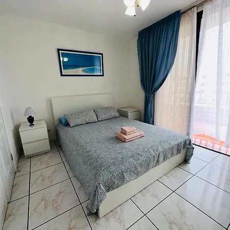 2 Bedrooms Playa Americas Parque Santiago I Heated Pool 아파트