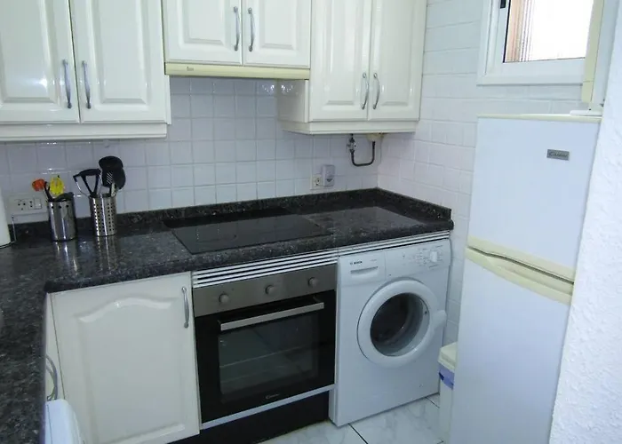 2 Bedrooms Playa Américas Parque Santiago I Heated Pool Apartamento Playa de las Américas