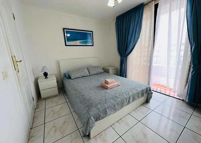 2 Bedrooms Playa Americas Parque Santiago I Heated Pool Apartman