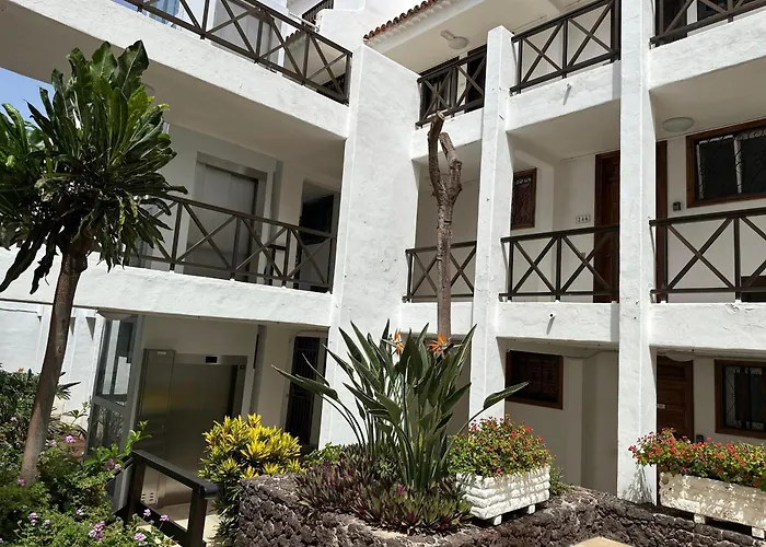 2 Bedrooms Playa Américas Parque Santiago I Heated Pool Apartamento *